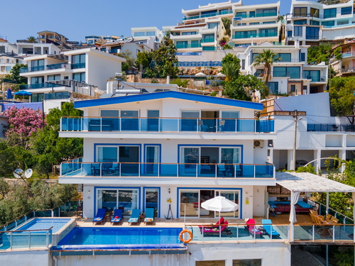  gece  -  Kasım
  | Kalkan Akbel'de Eşsiz Deniz Manzaralı Geniş Aile Villası